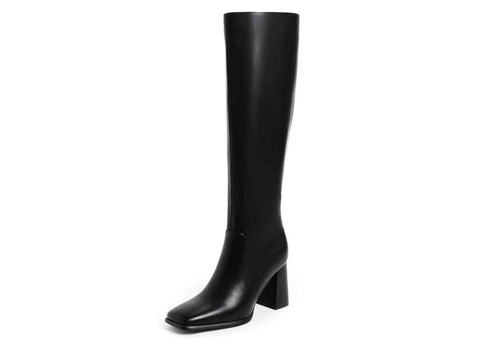 The Fashion Allure of SOVANYOU Black Leather Platform Boots