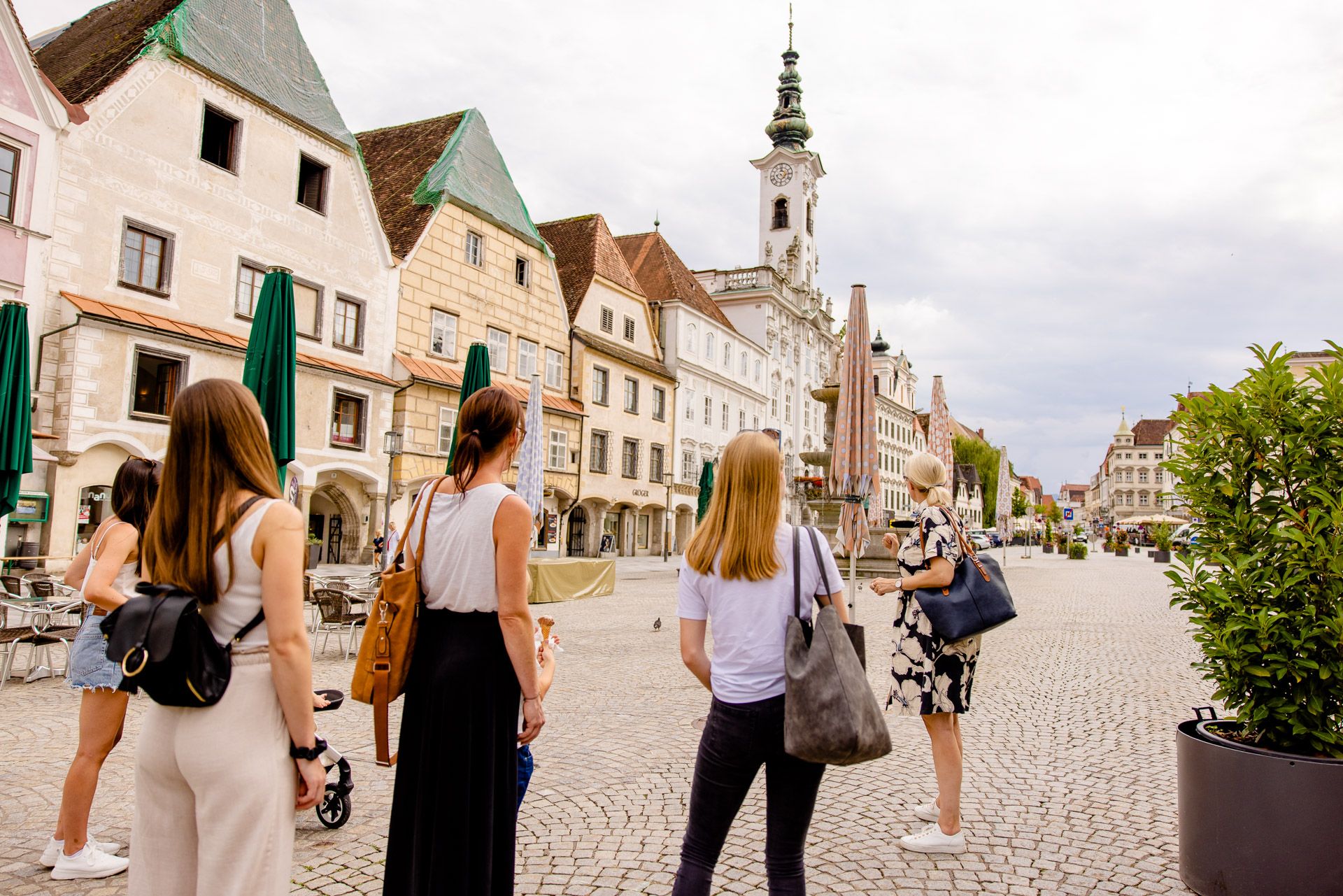 Small Bag vs. Big Bag: How to Choose?