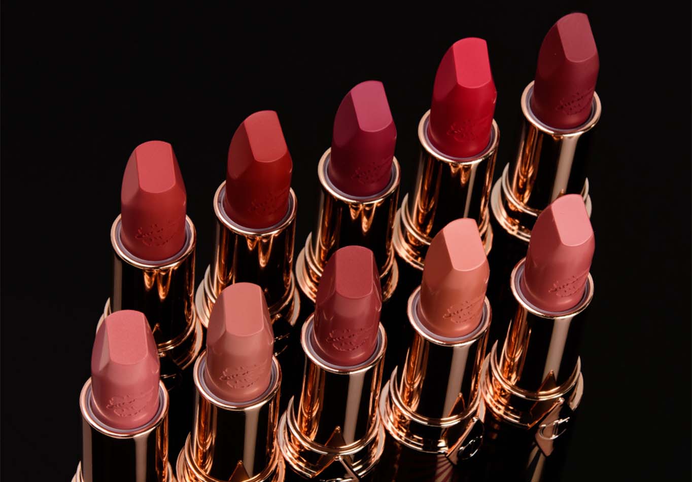 From Everyday Looks to Evening Glam: Creating Different Lip Looks with Charlotte Tilbury Lipsticks
